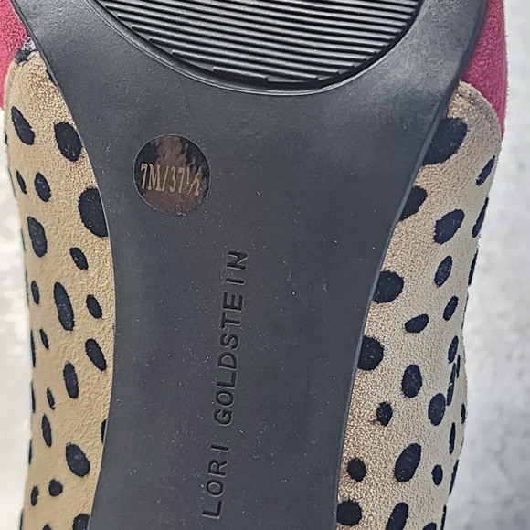 LOGO By Lori Goldstein Leopard Suede Pumps Size 7M - Picture 5 of 11
